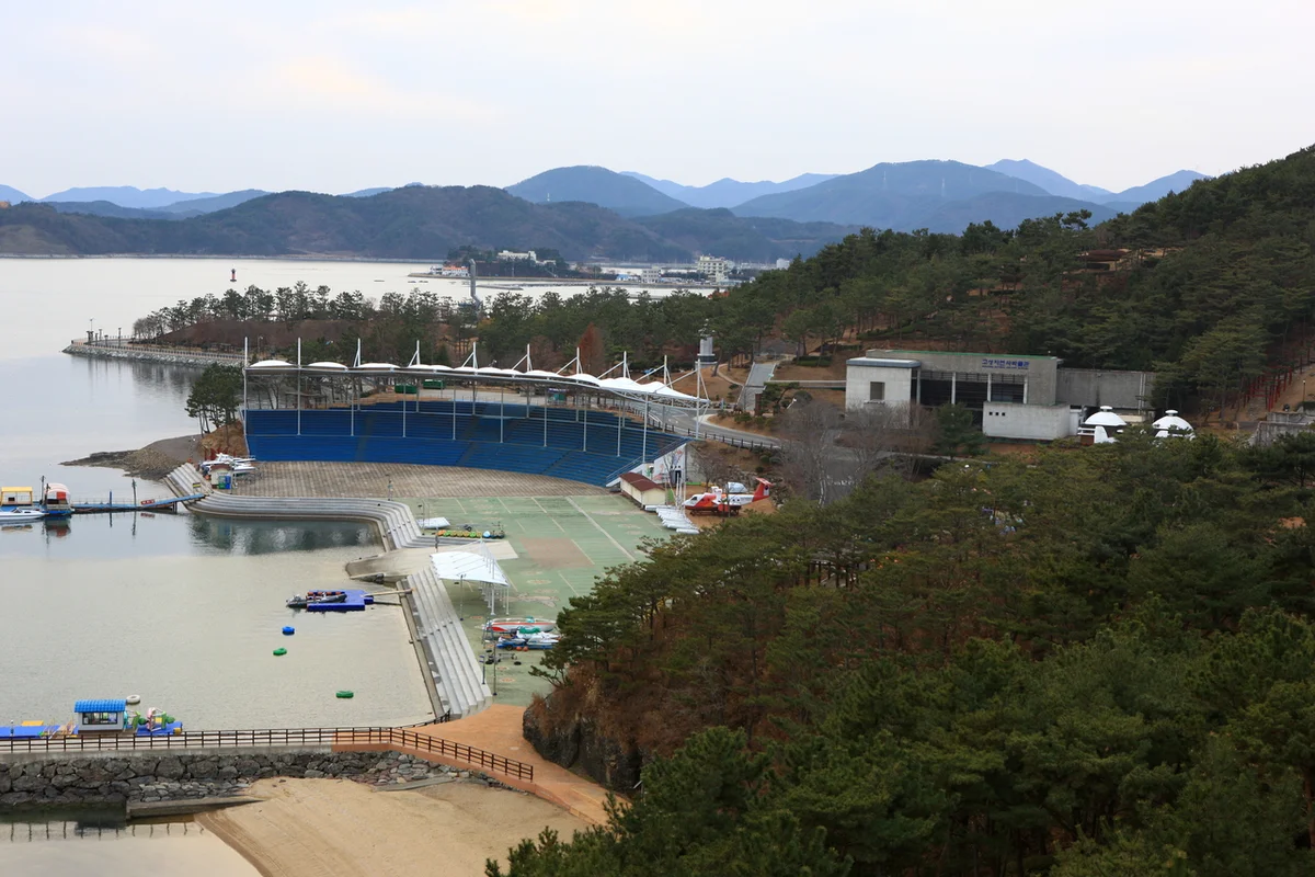 밀양 은행나무 가로수길 - 경남여행 여행