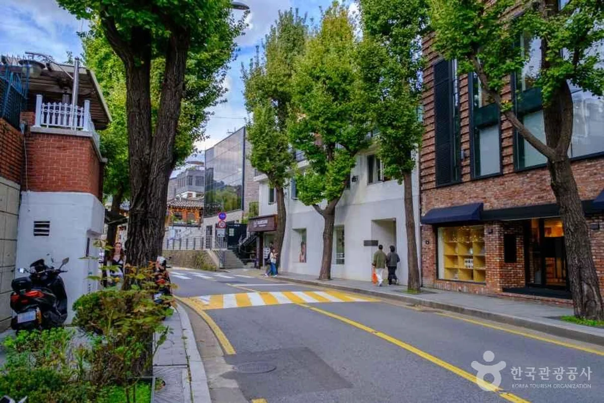 종로구 아이와 함께 (출처 : 한국관광공사)